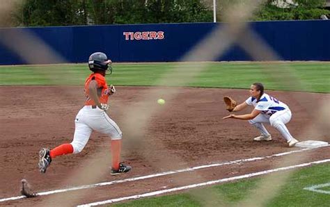 auburn tigers softball game